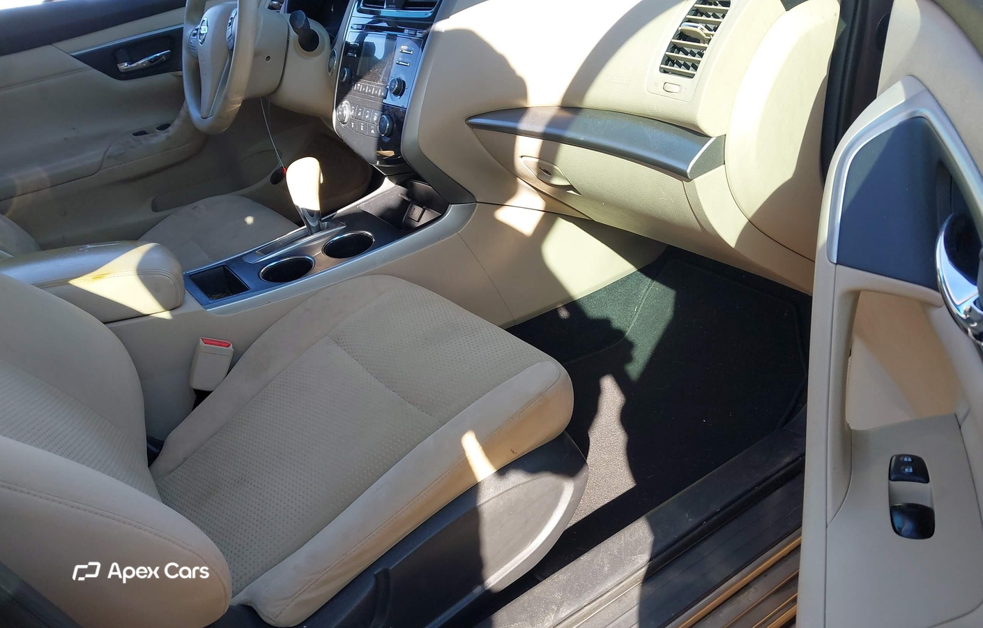 Nissan Altima 2015
