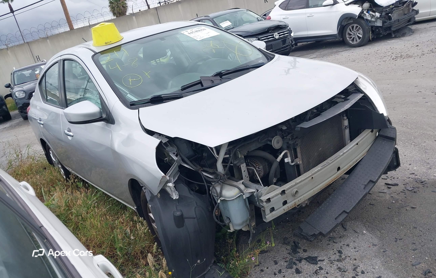 Nissan Versa 2016