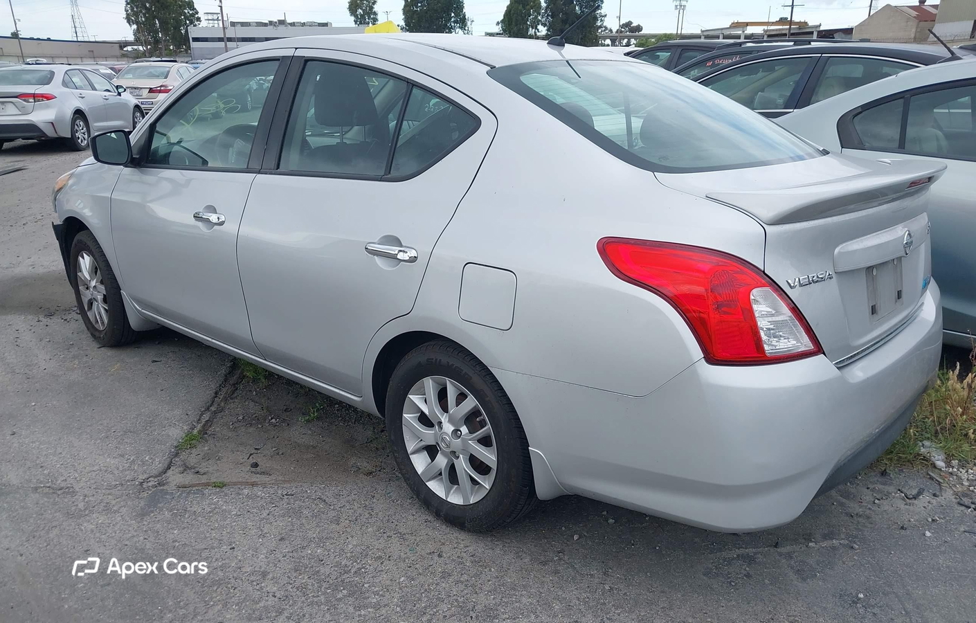 Nissan Versa 2016