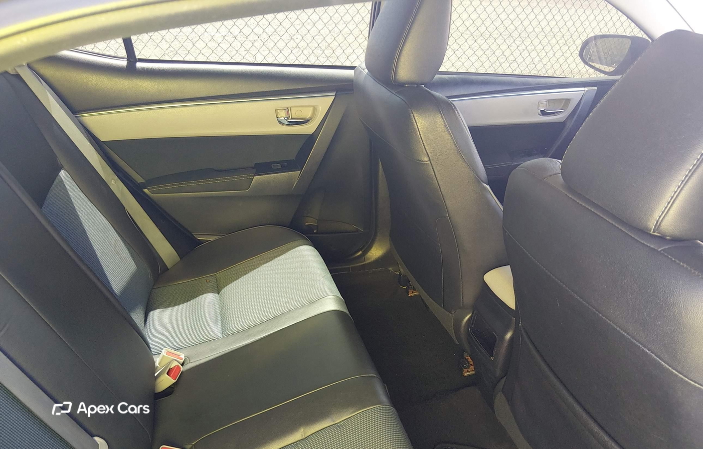 Toyota Corolla 2015