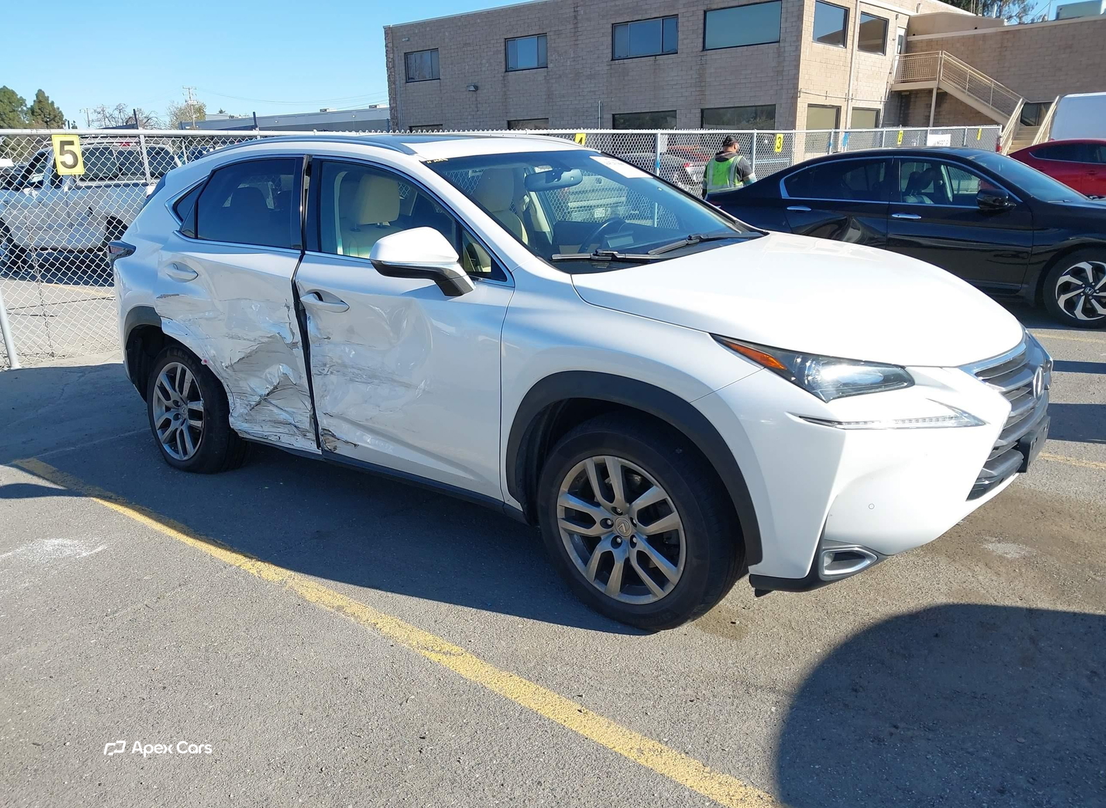 Lexus NX 2015