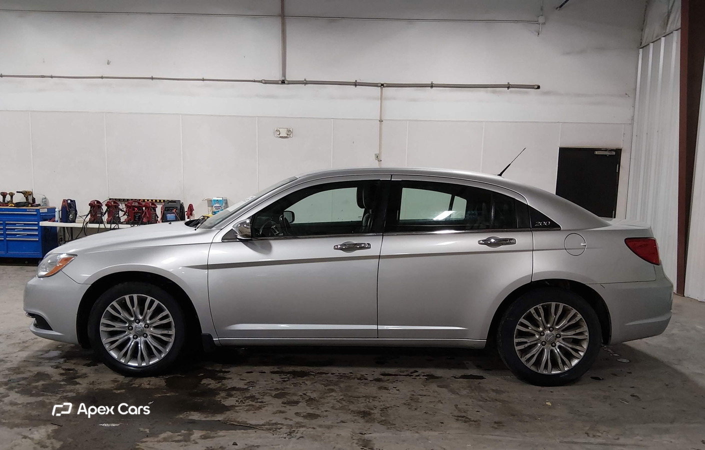 Chrysler 200 2011