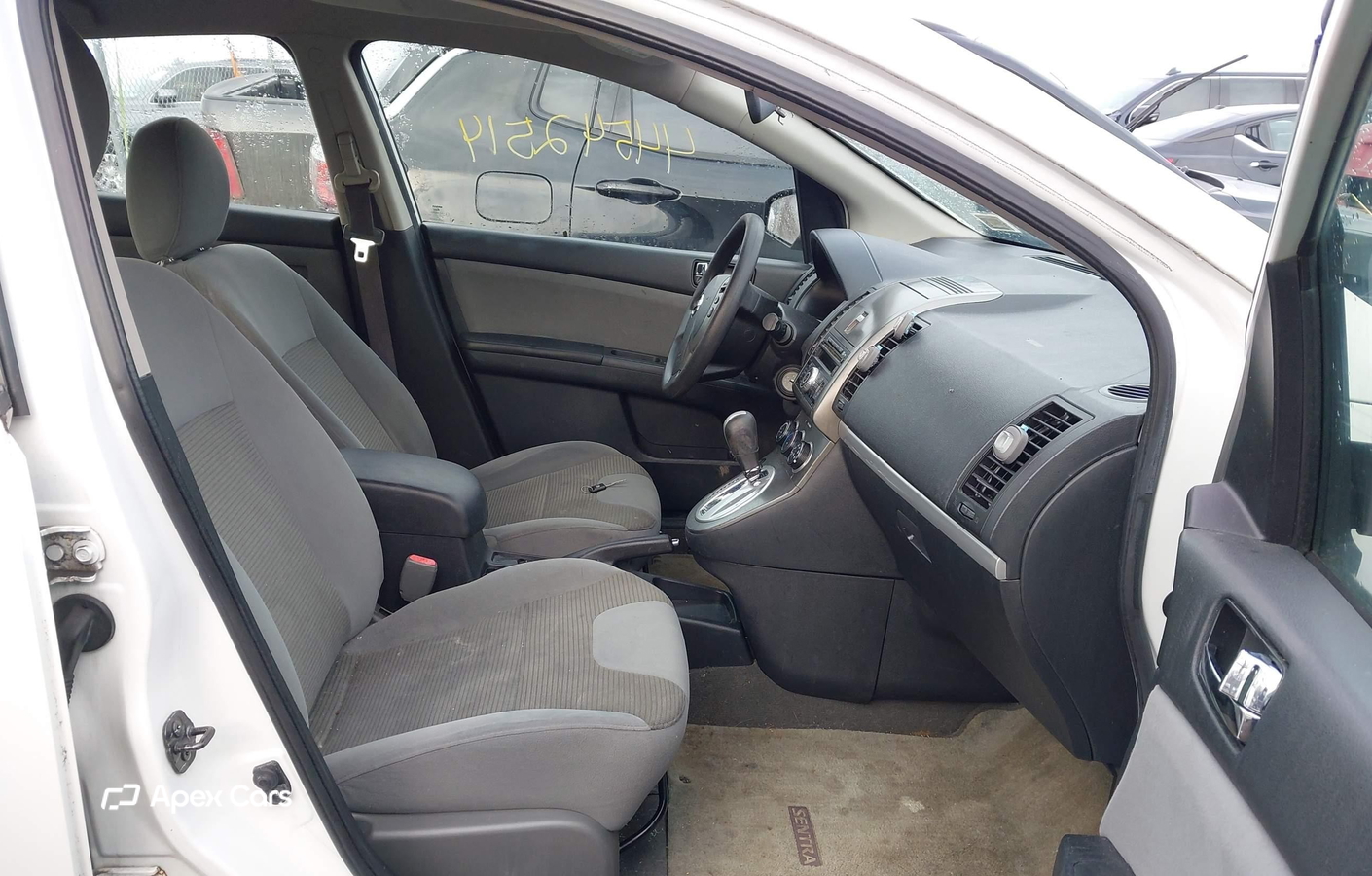 Nissan Sentra 2012
