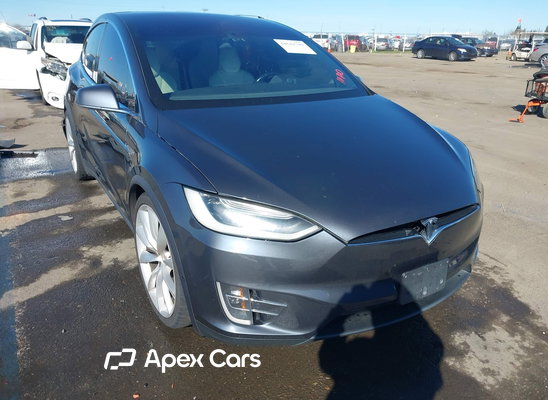 2016 Tesla Model X - Zdjęcie 1 z 5