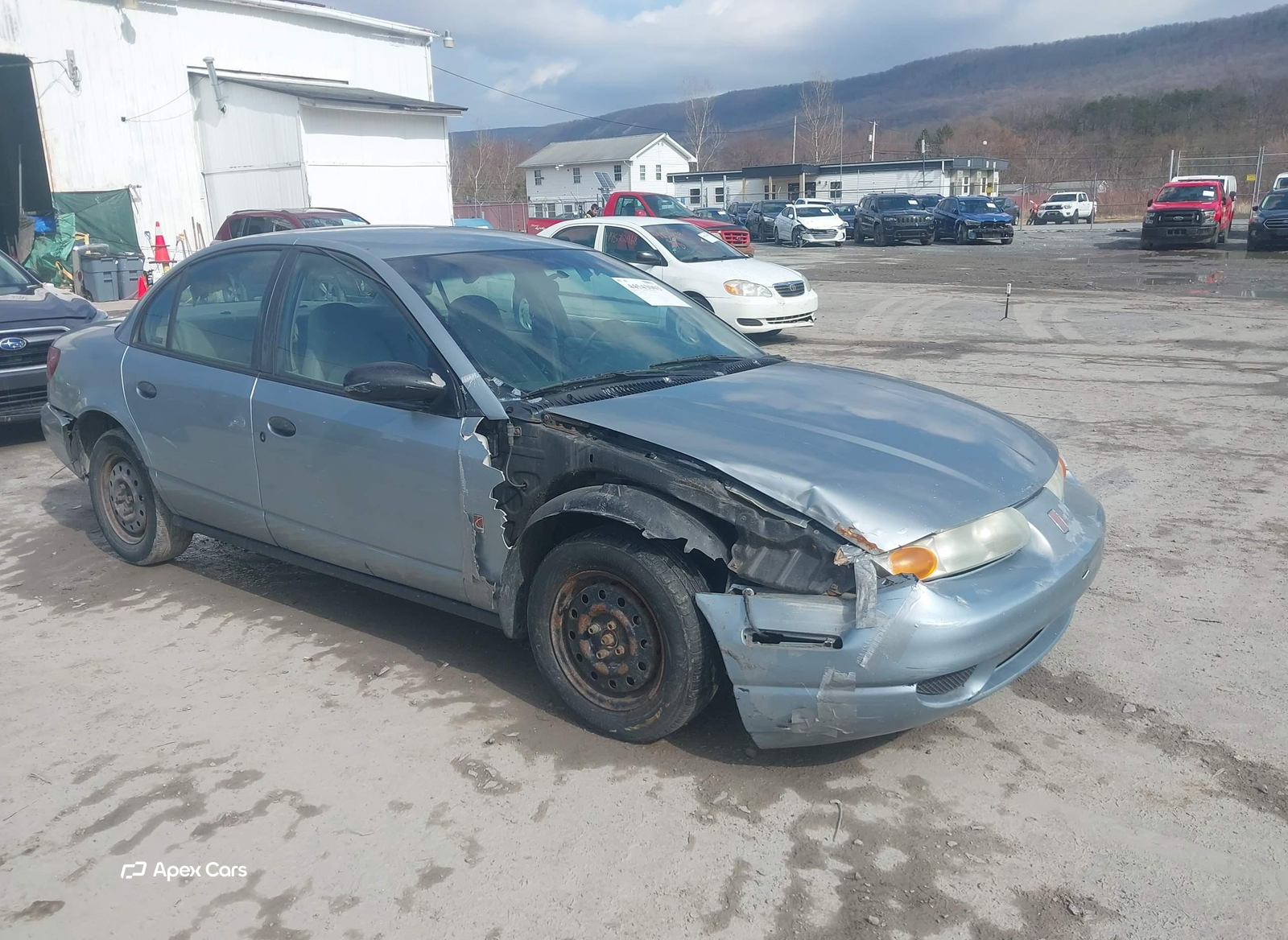 Saturn SL 2002