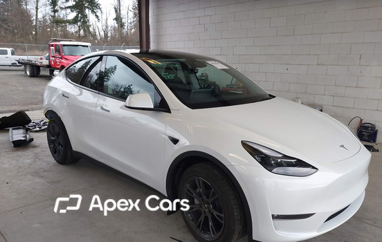 Tesla Model Y 2024 - Zdjęcie 1 z 17