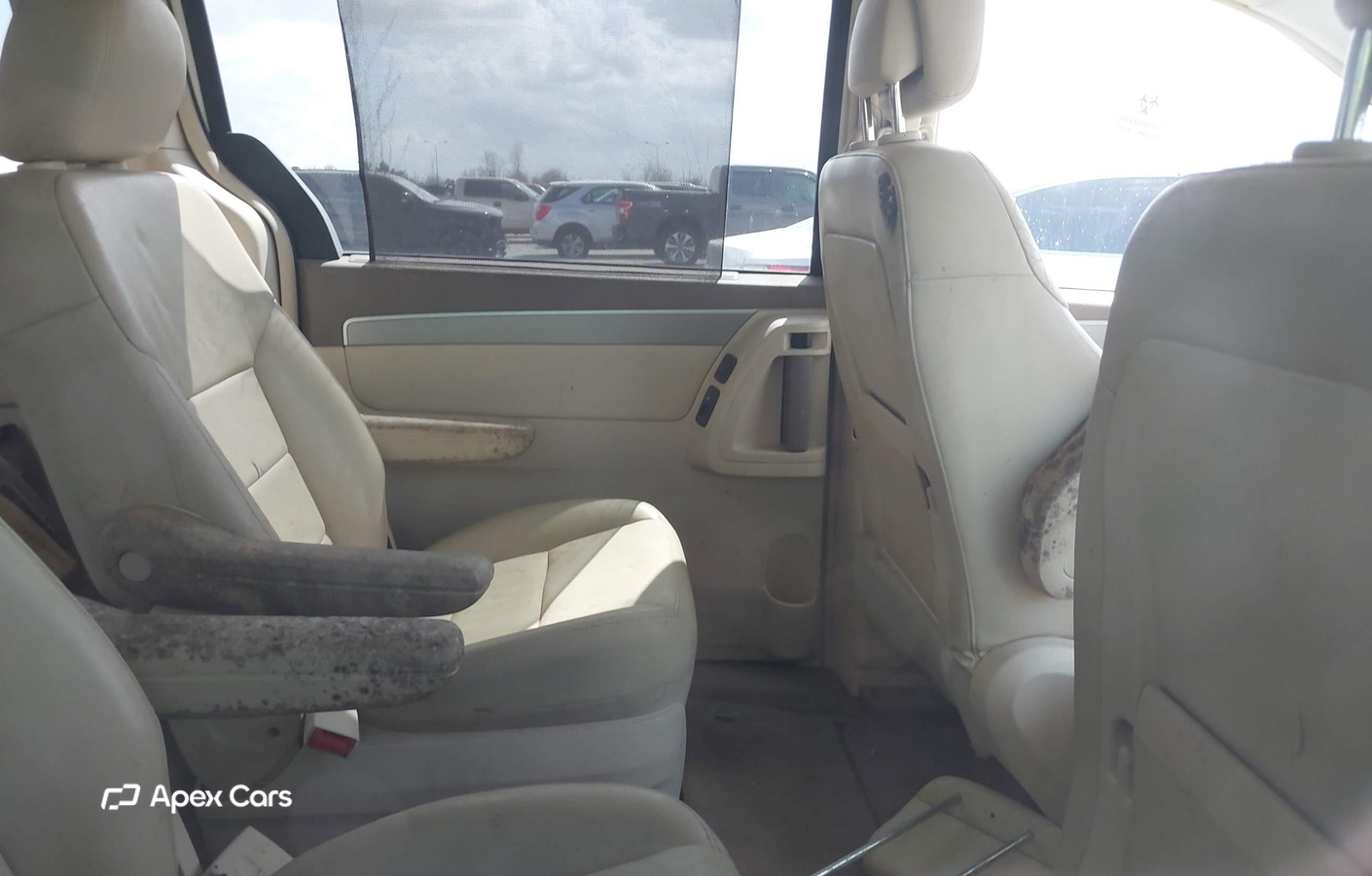 Volkswagen Routan 2010