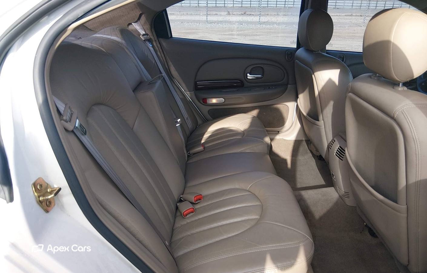 Chrysler LHS 2001