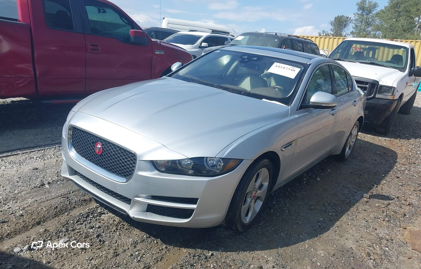 Jaguar XE 2017