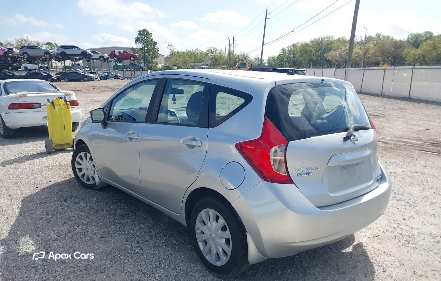 Nissan Versa 2016