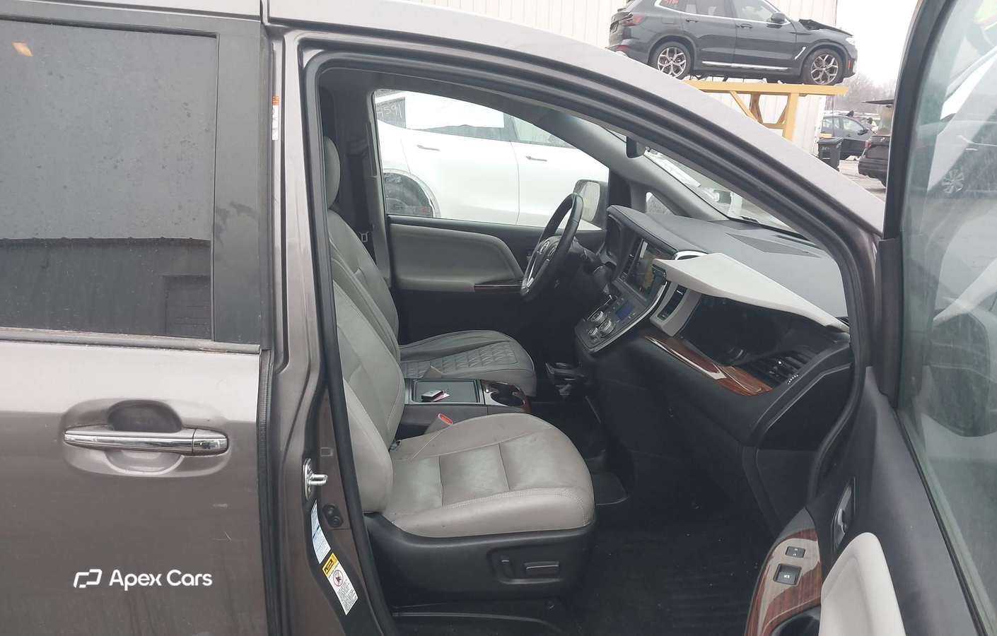Toyota Sienna 2015