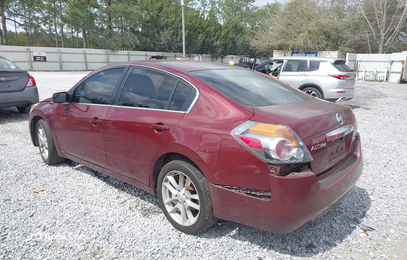 Nissan Altima 2012