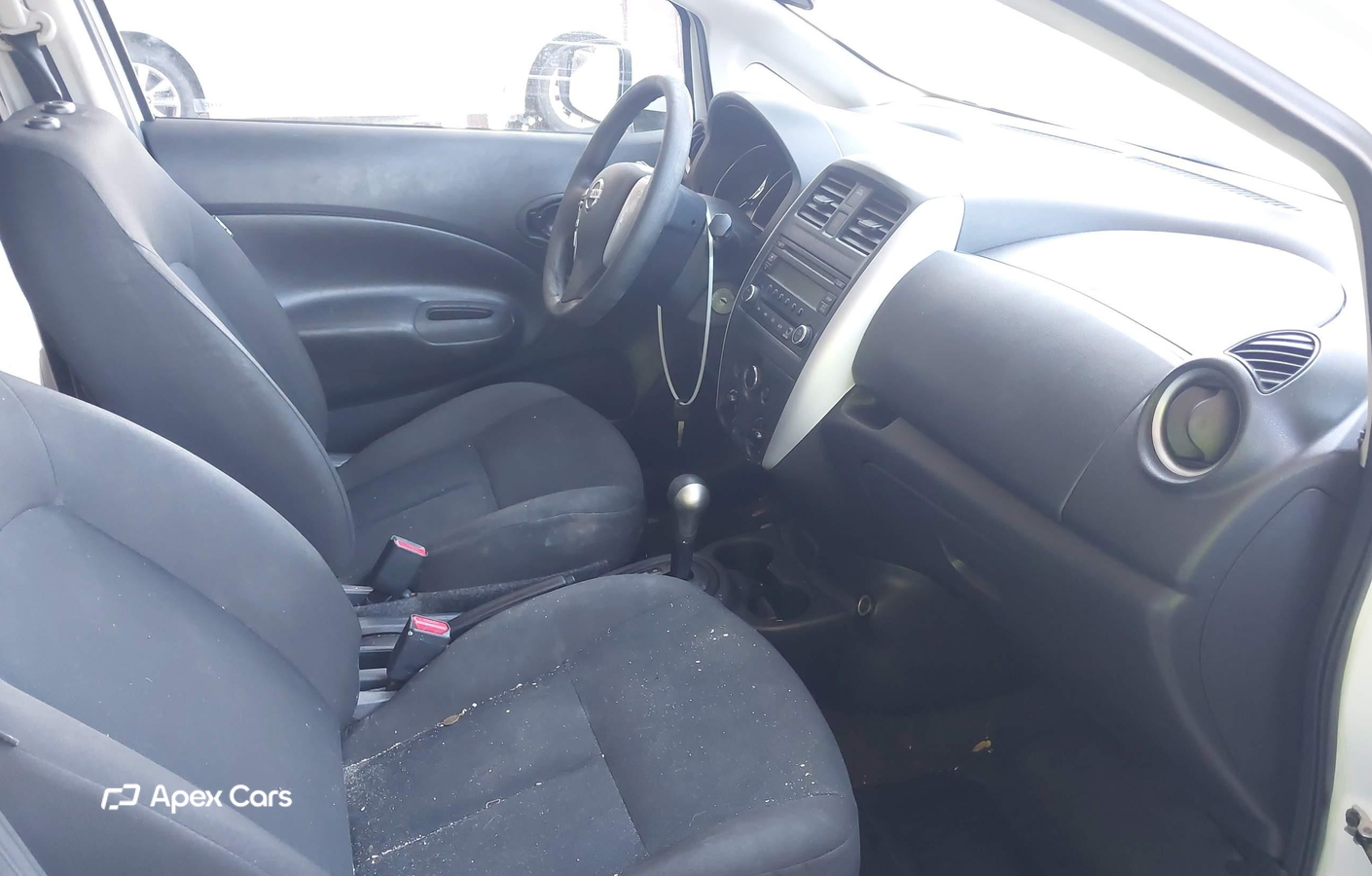 Nissan Versa 2017