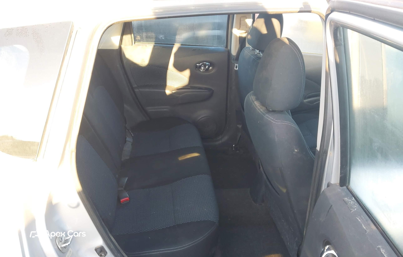 Nissan Versa 2015
