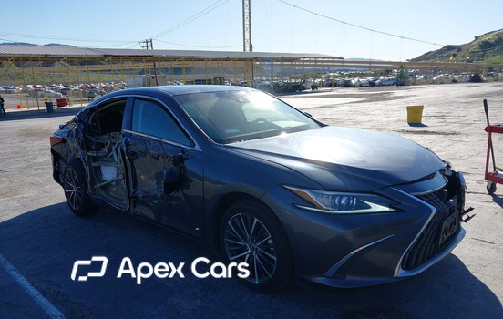 Lexus ES 2023 - Image 1 of 16