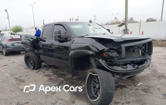 Chevrolet Silverado 2015 - Image 1 of 15