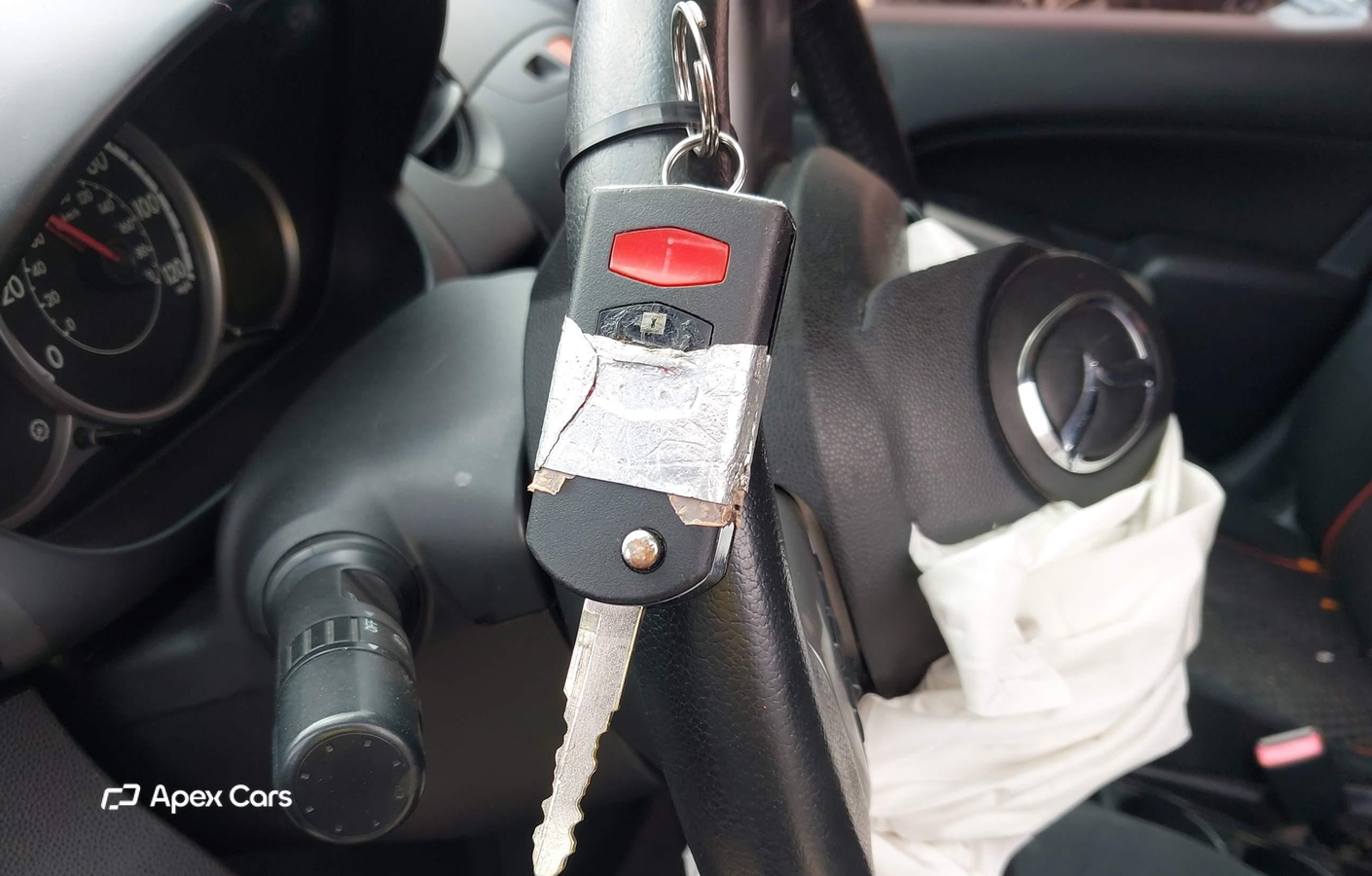 Mazda 2 2013