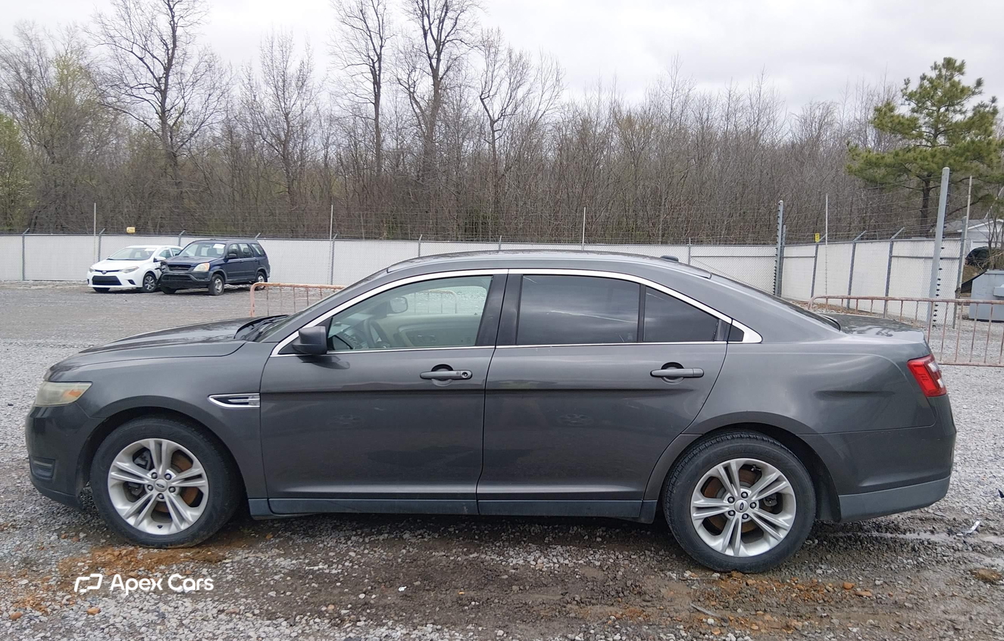 Ford Taurus 2015