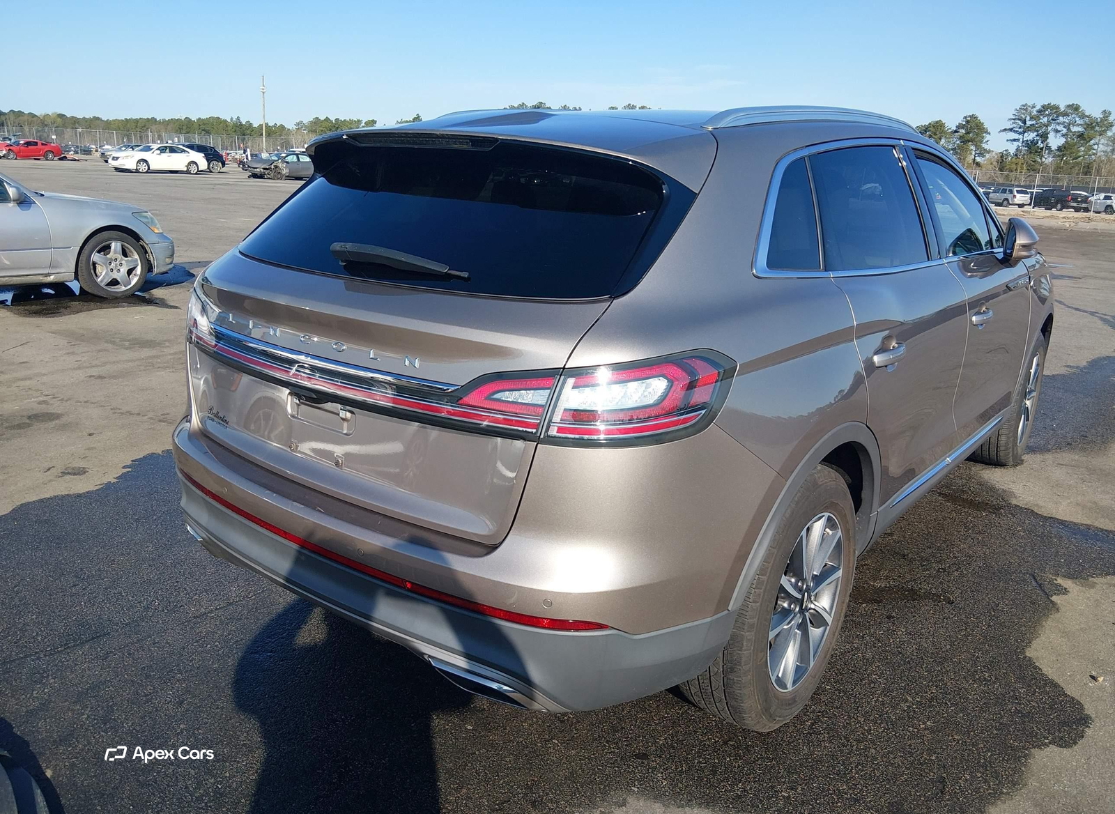 Lincoln Nautilus 2021