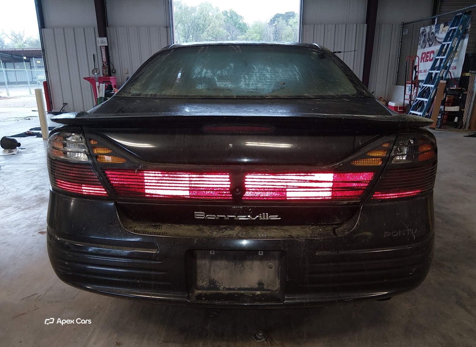 Pontiac Bonneville 2002