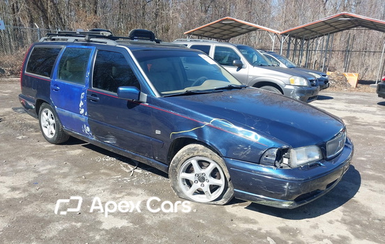 Volvo V70 2000 - Image 1 of 15
