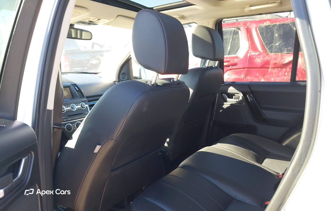 Land Rover LR2 2015