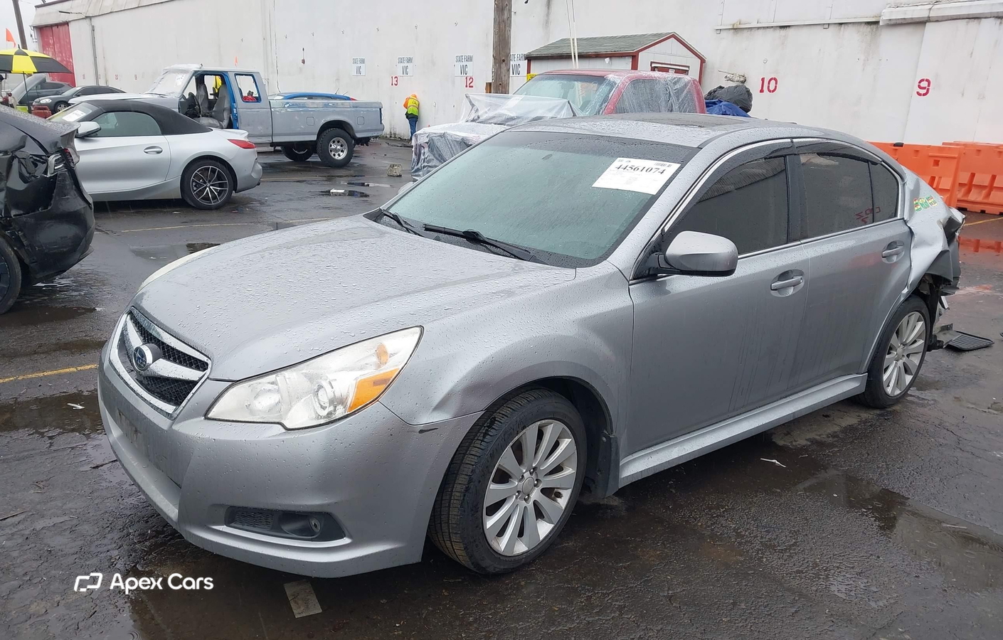 Subaru Legacy 2011