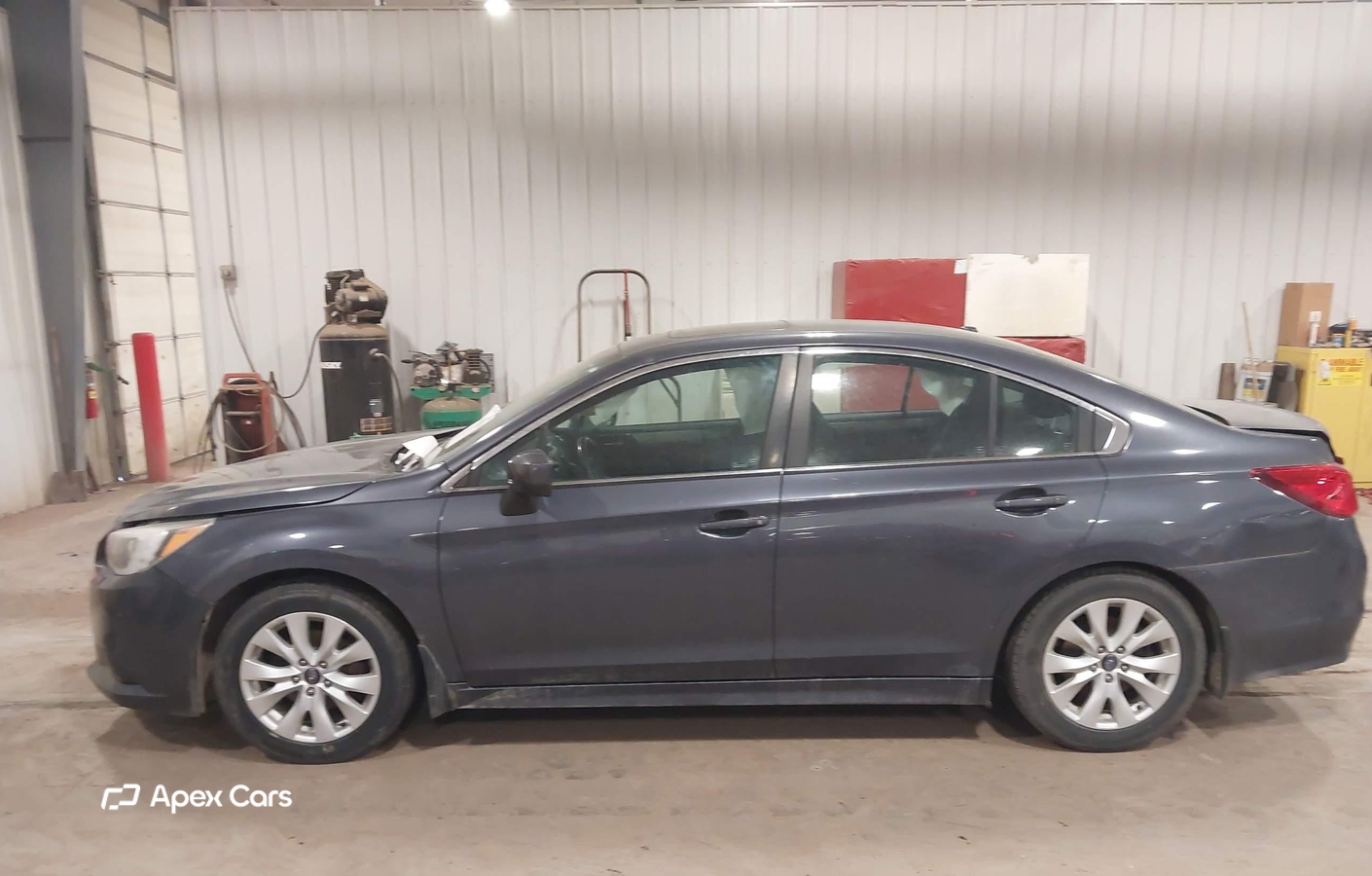 Subaru Legacy 2015