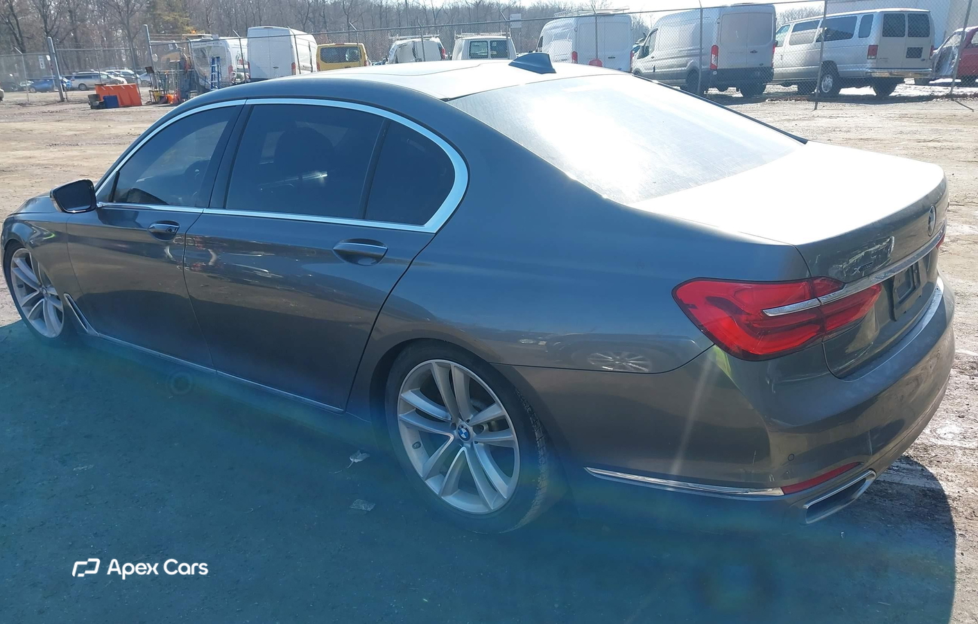 BMW Series 7 2016