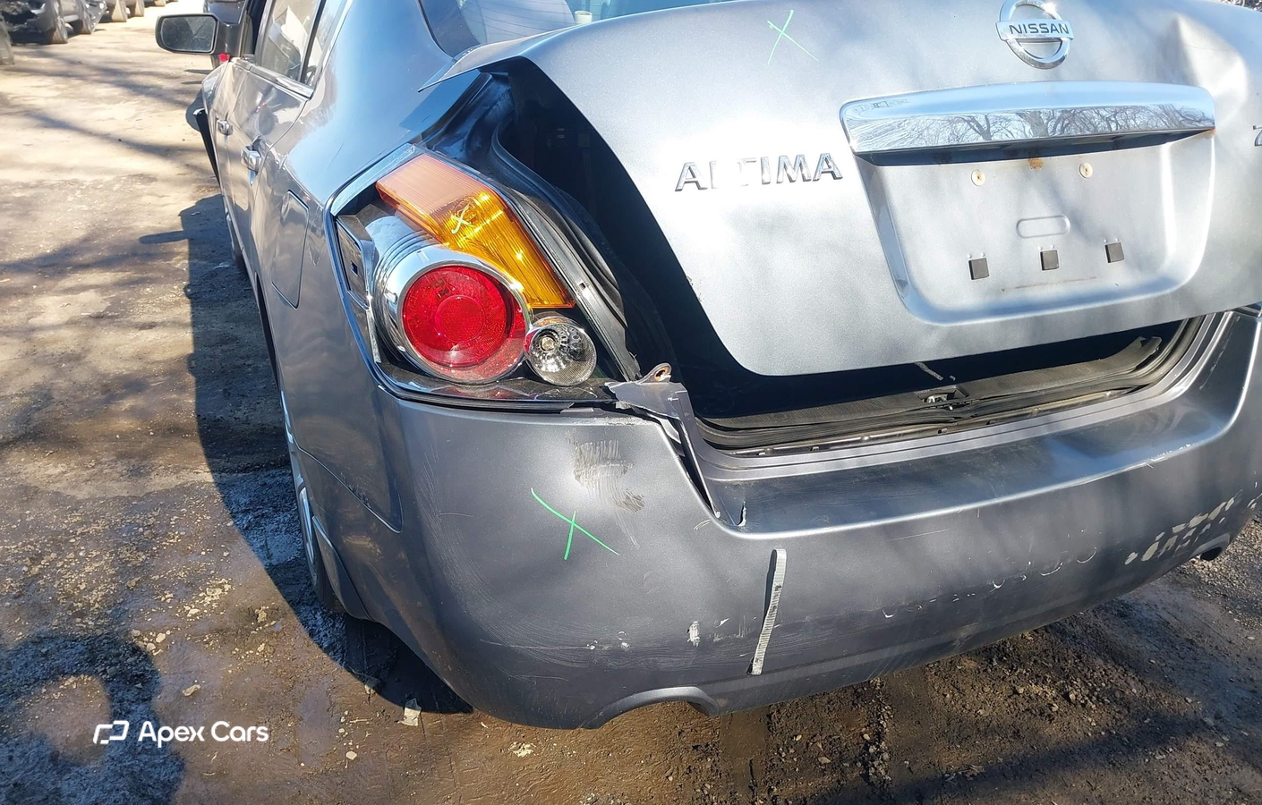 Nissan Altima 2012