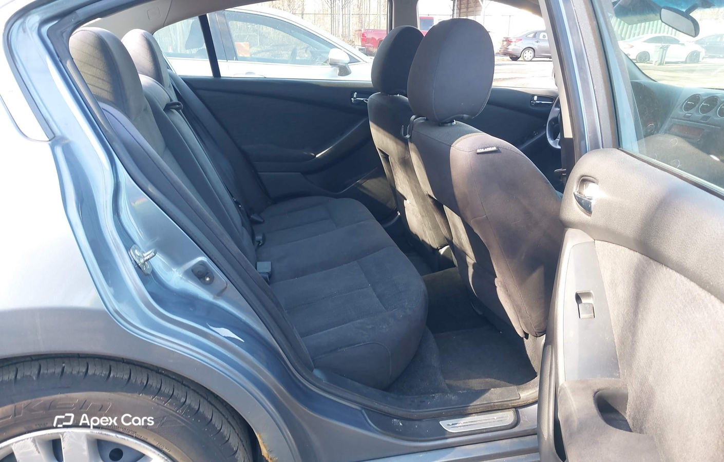 Nissan Altima 2012