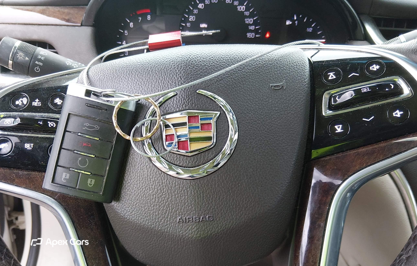 Cadillac XTS 2013