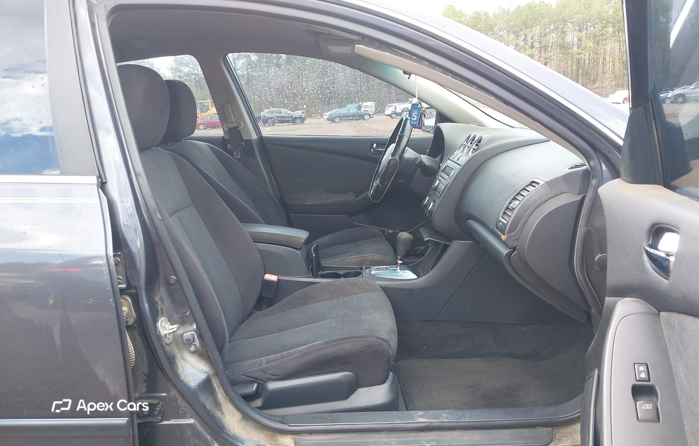 Nissan Altima 2012