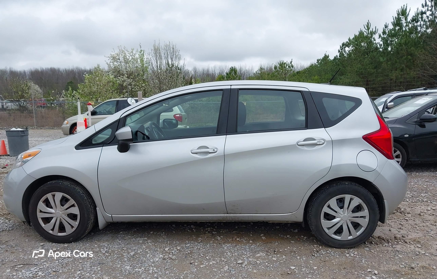 Nissan Versa 2015