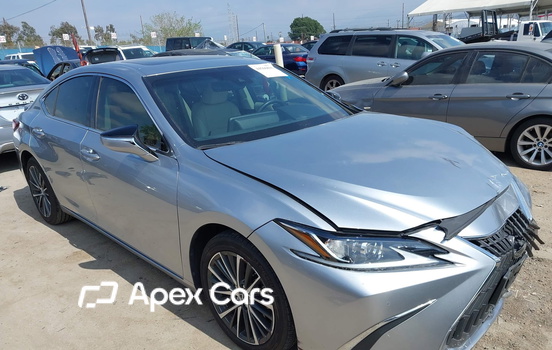 Lexus ES 2023 - Image 1 of 16