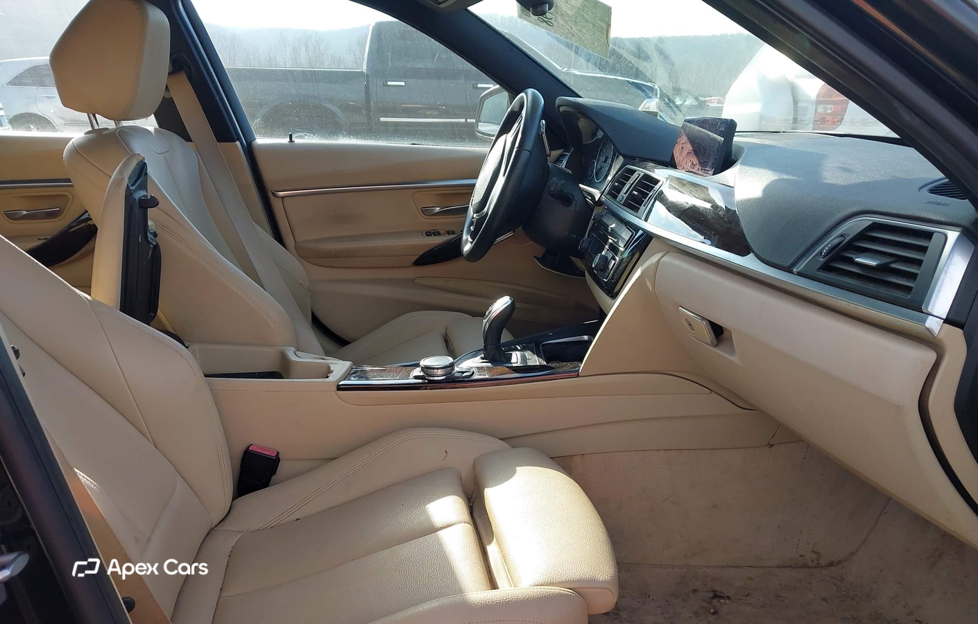 BMW Series 3 2016