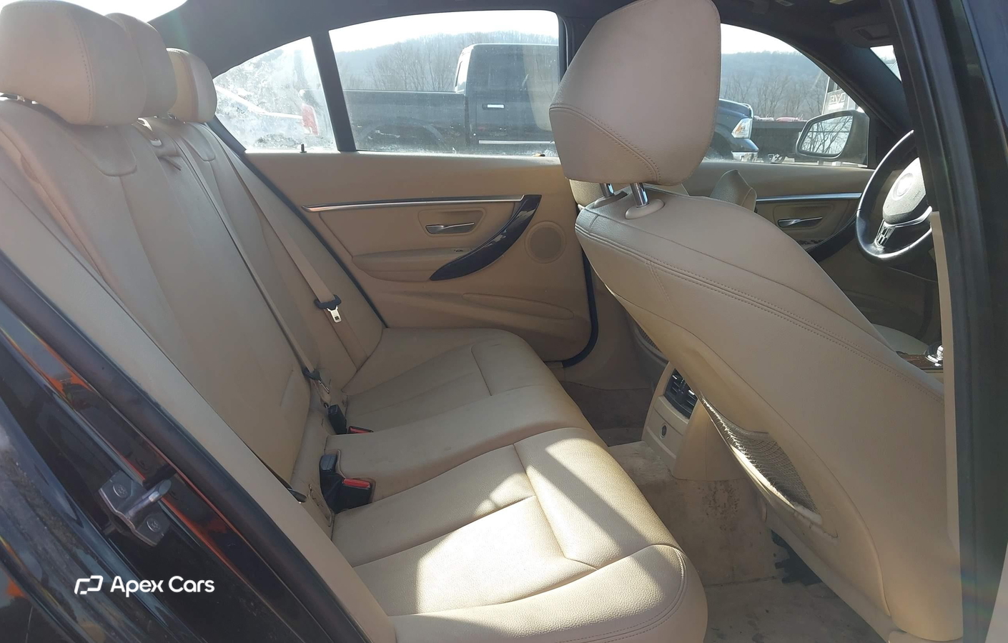 BMW Series 3 2016