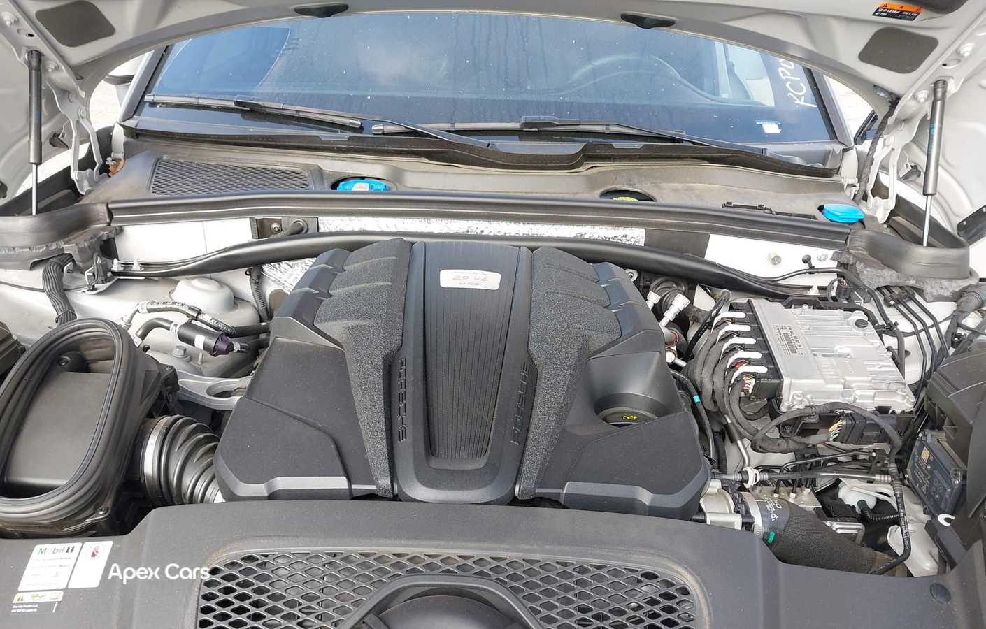 Porsche Macan 2021