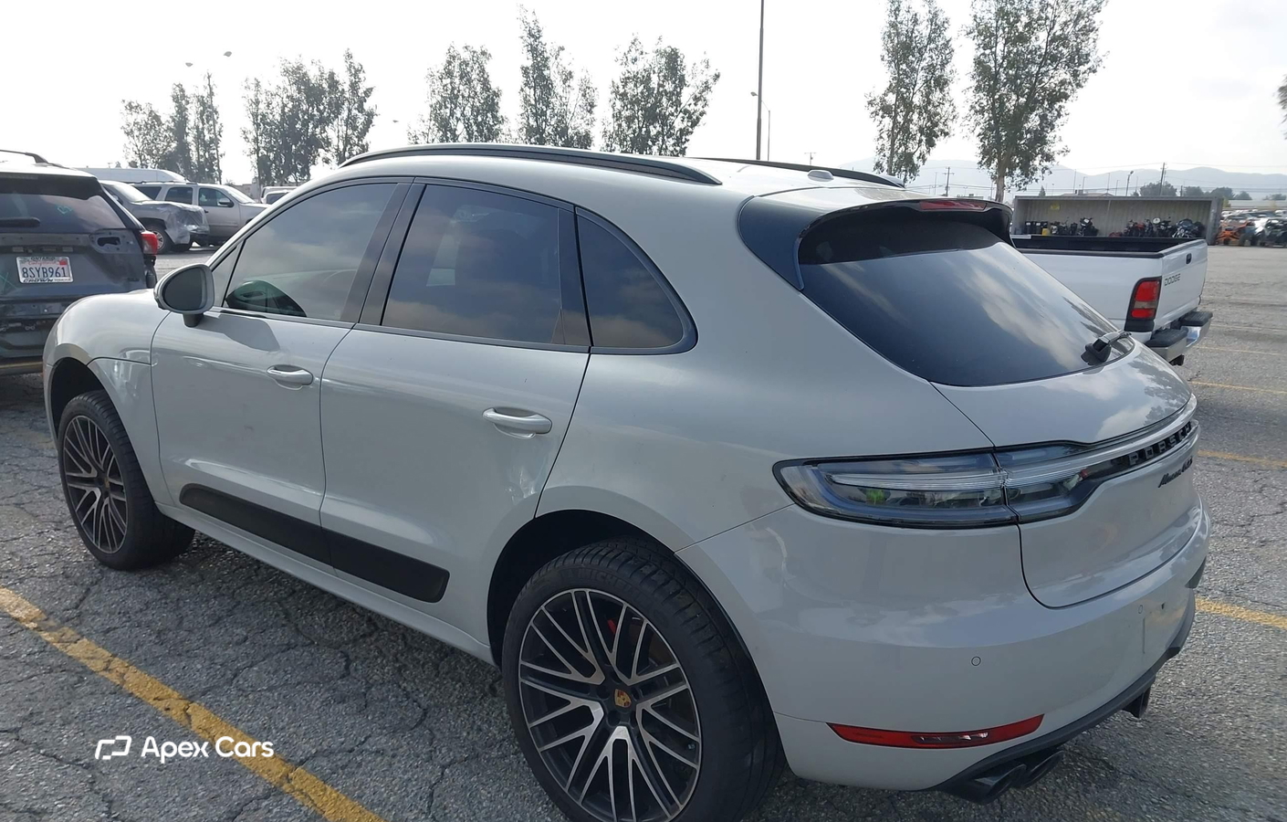 Porsche Macan 2021