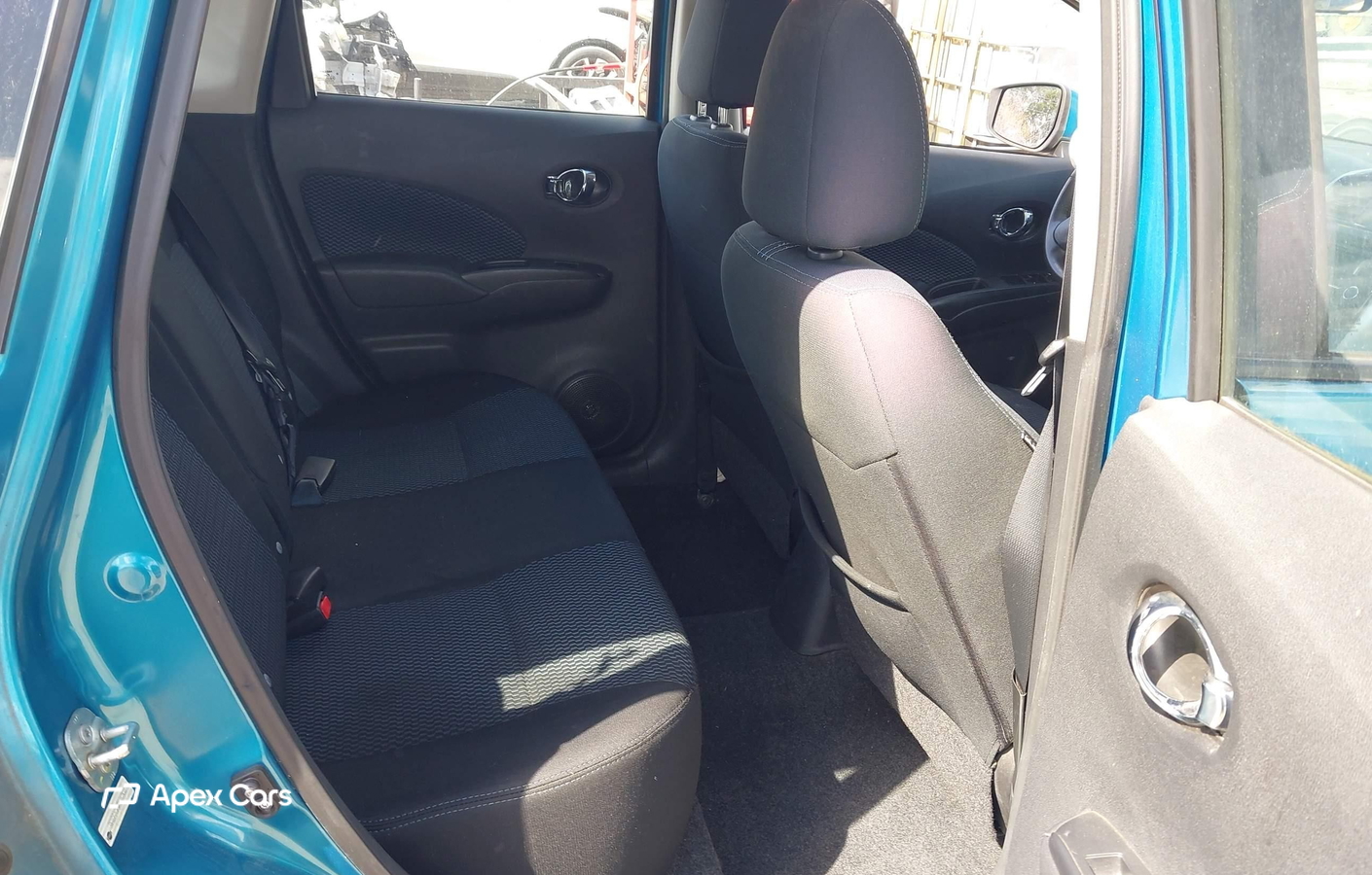 Nissan Versa 2015
