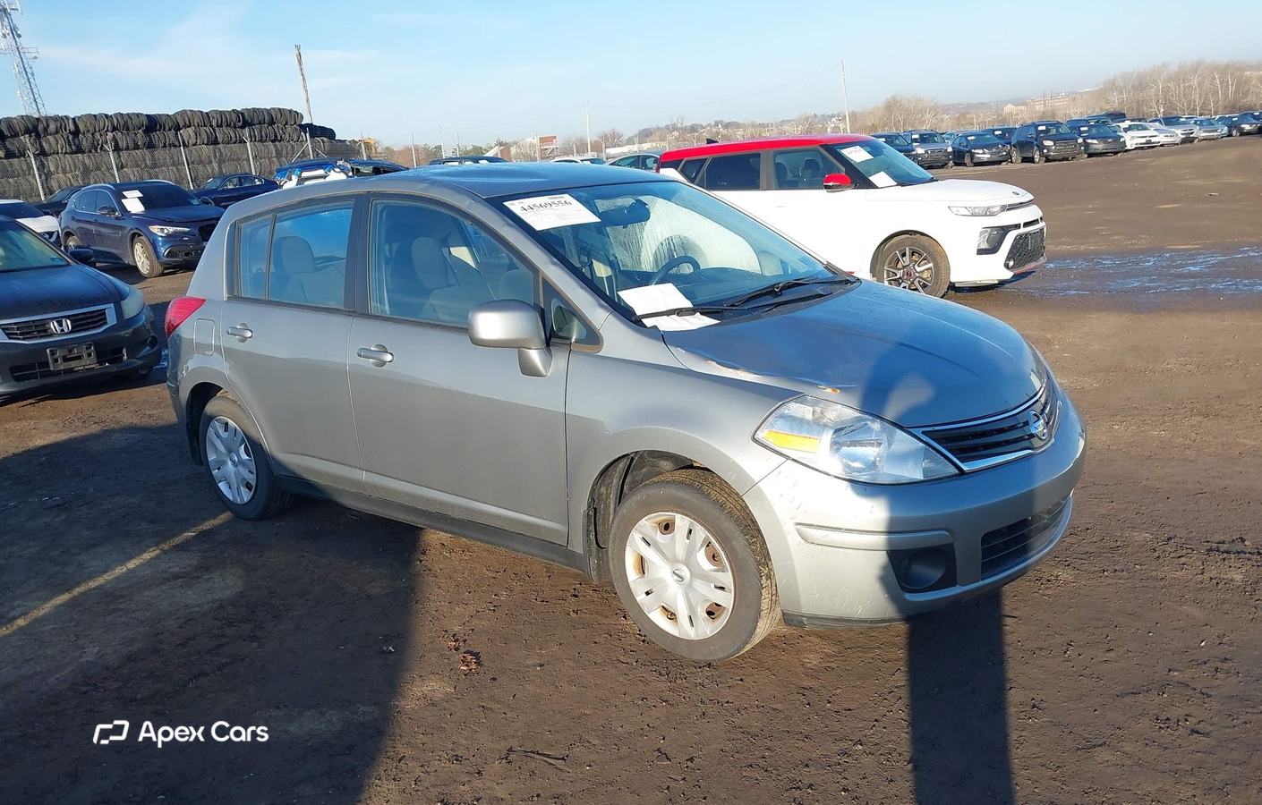 Nissan Versa 2011