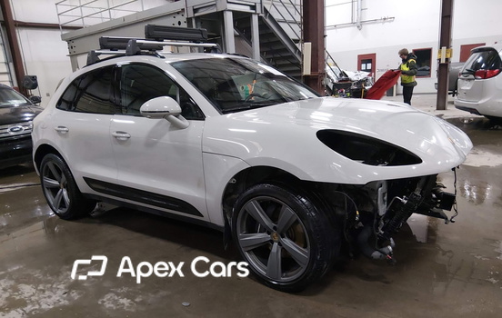 Porsche Macan 2024 - Image 1 of 22