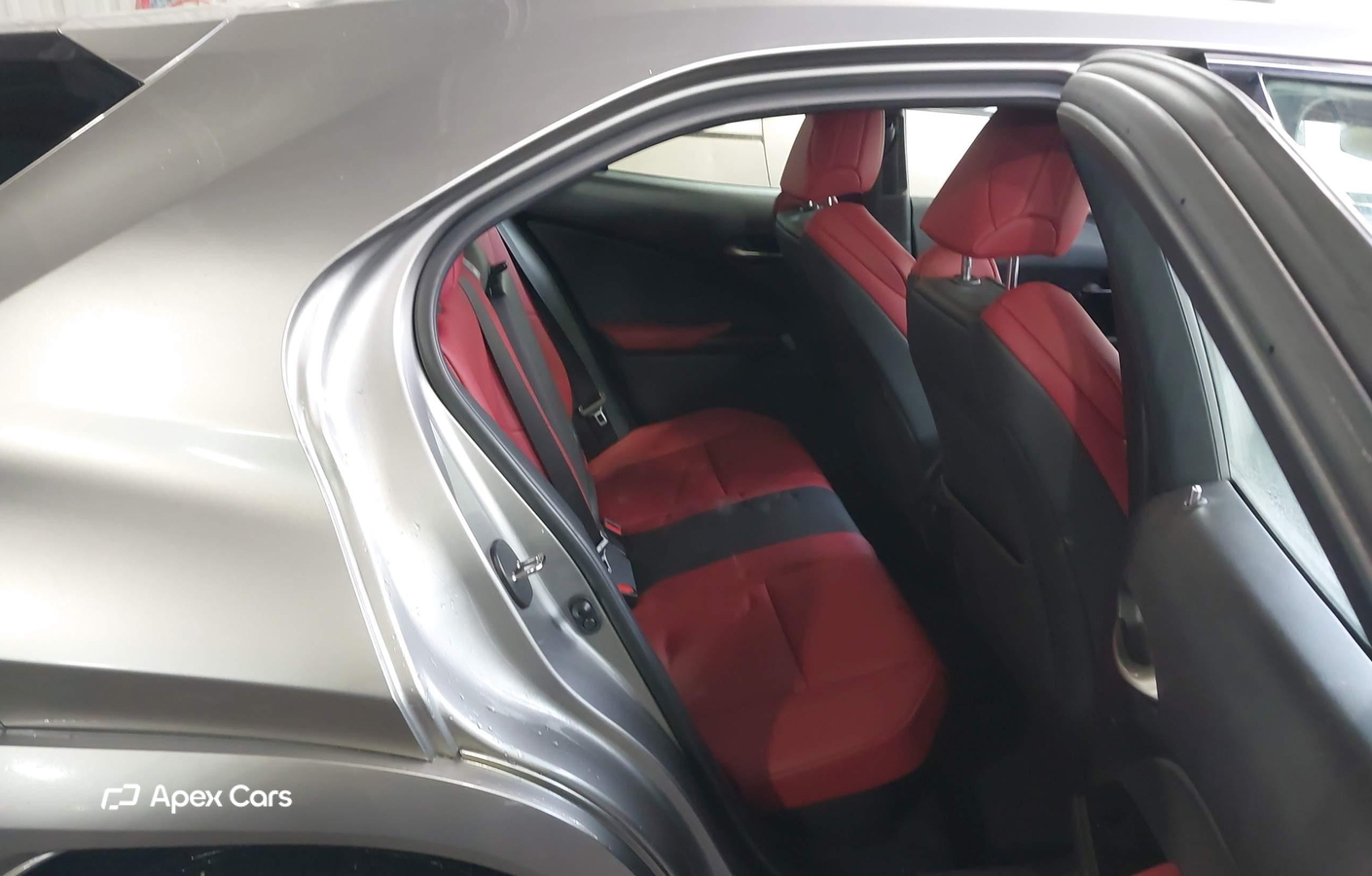 Lexus UX 2022