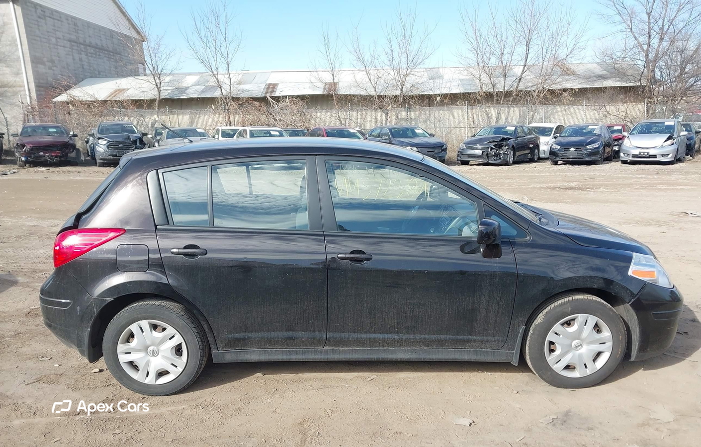 Nissan Versa 2011