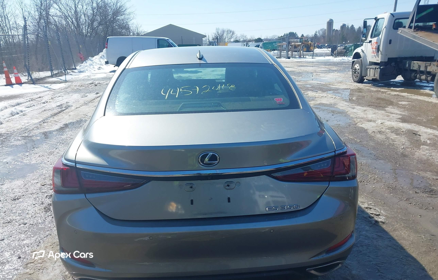 Lexus ES 2019