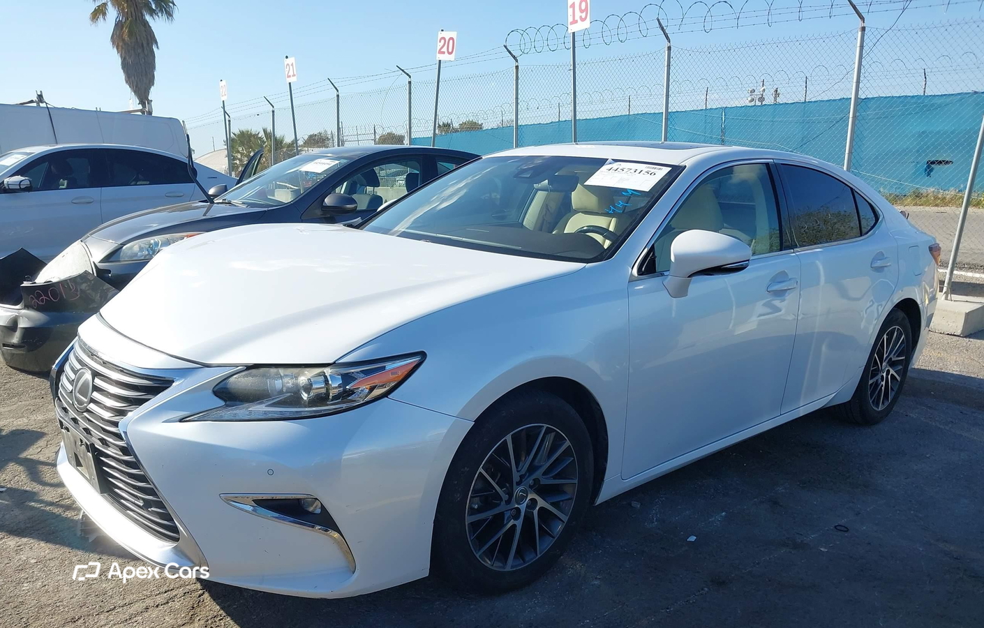 Lexus ES 2016
