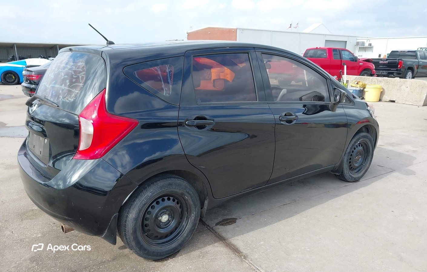 Nissan Versa 2015