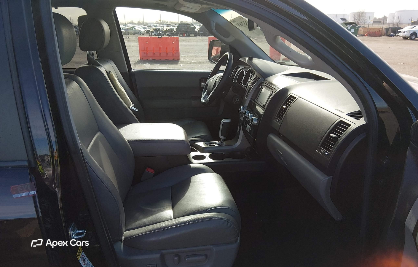 Toyota Sequoia 2016