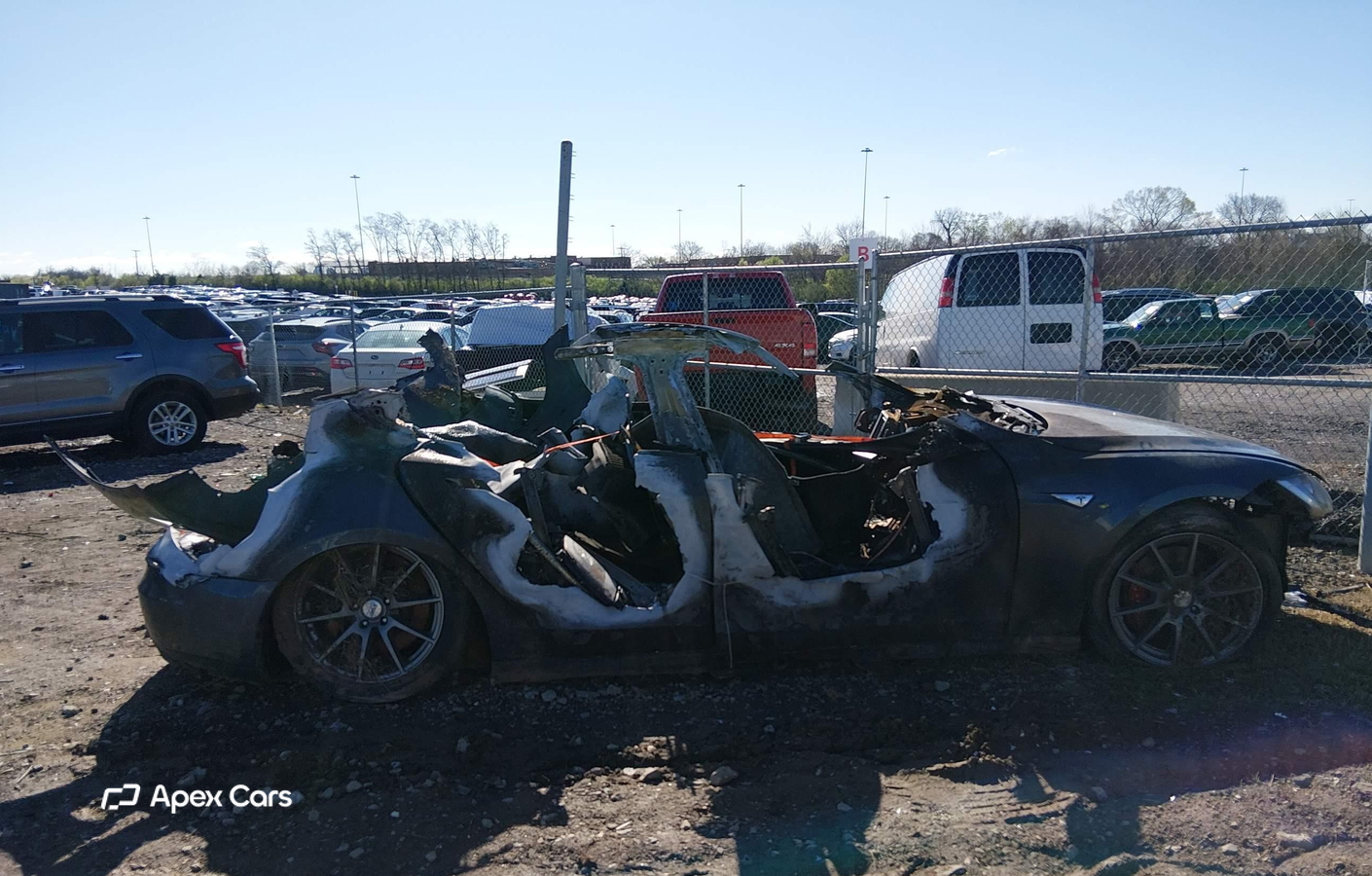 Tesla Model S 2015