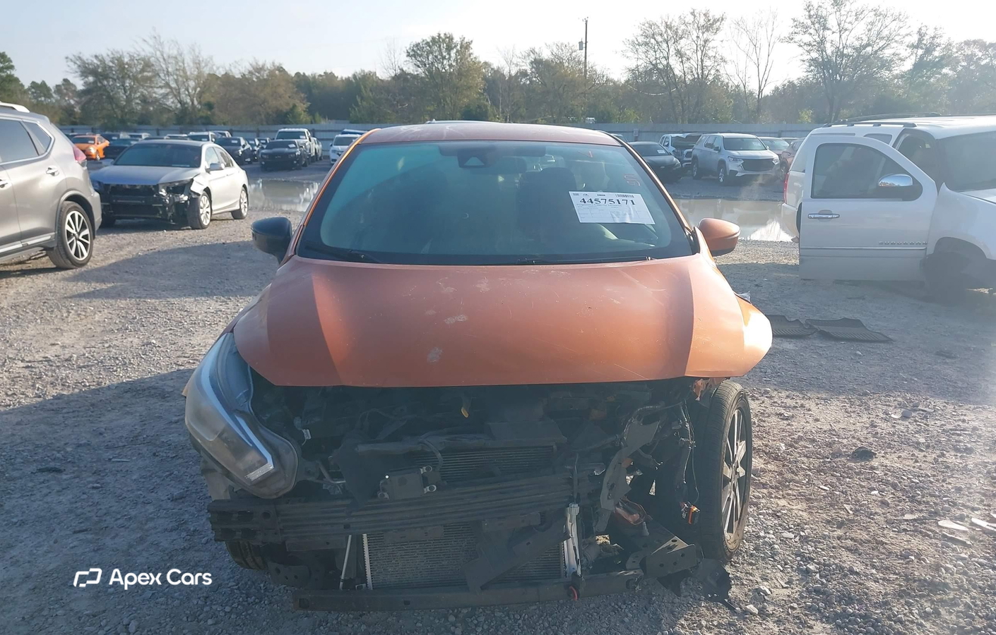Nissan Versa 2020